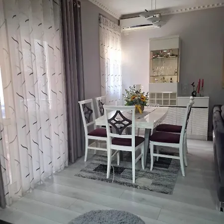 Klo Appartement Vlorë